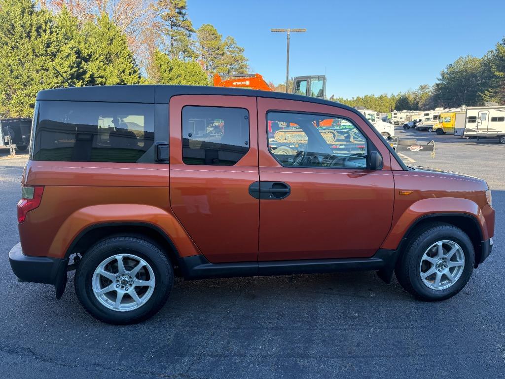 2009 Honda Element LX's photo