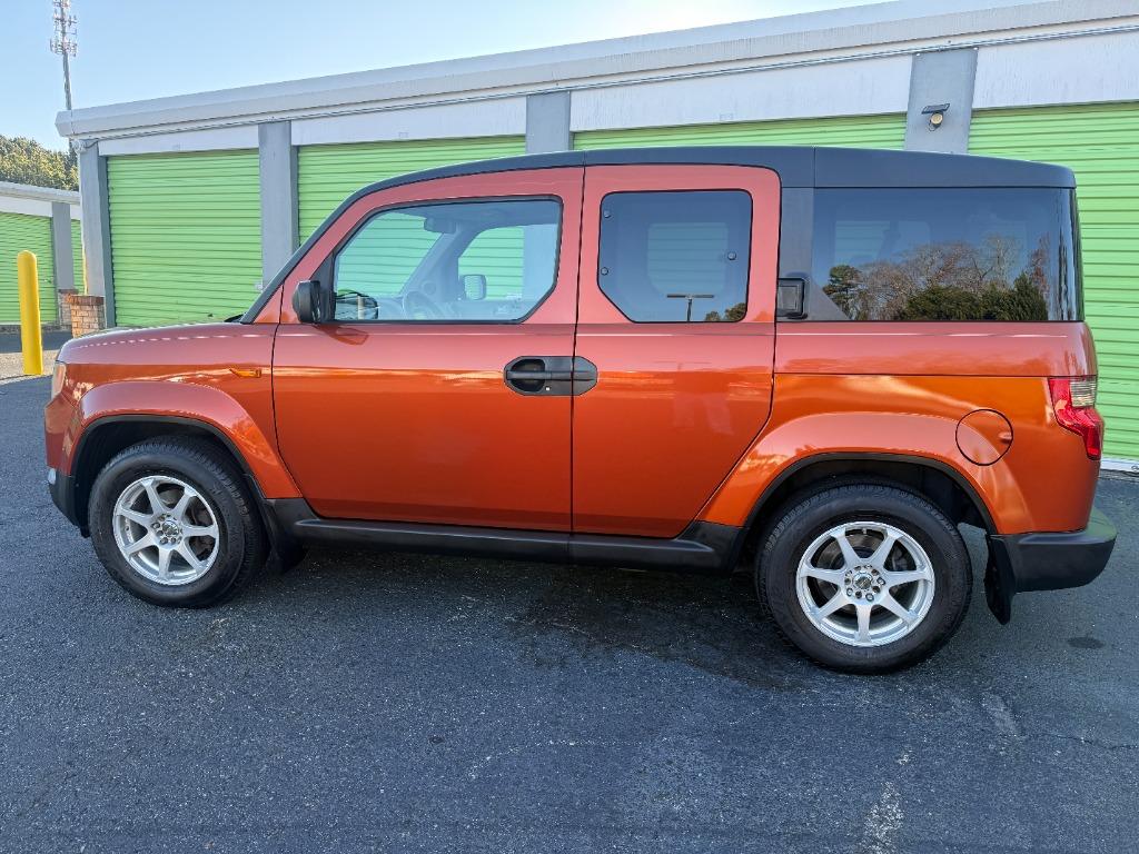2009 Honda Element LX's photo